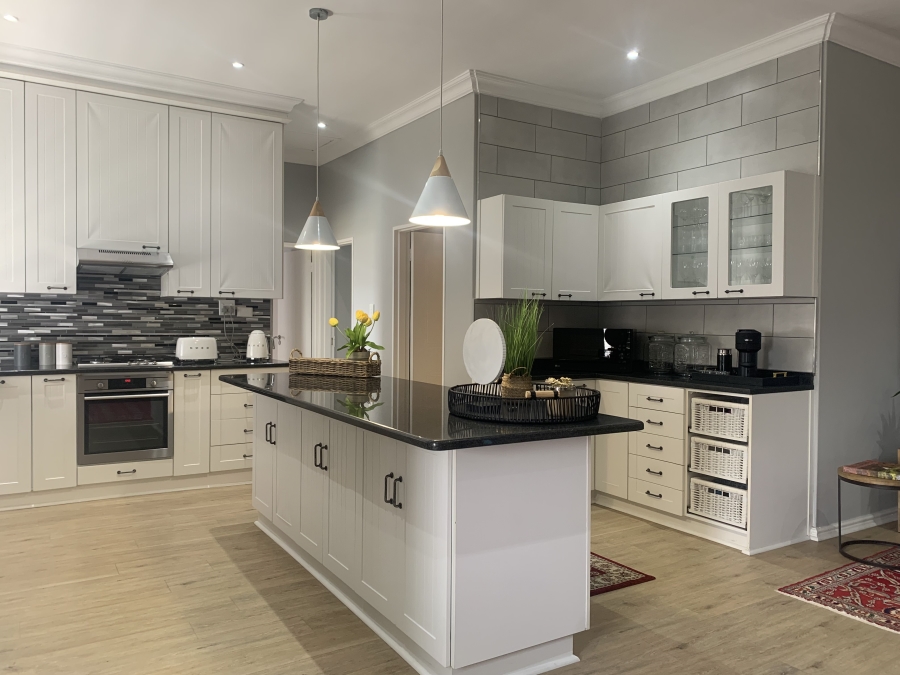 To Let 3 Bedroom Property for Rent in Big Bay Western Cape